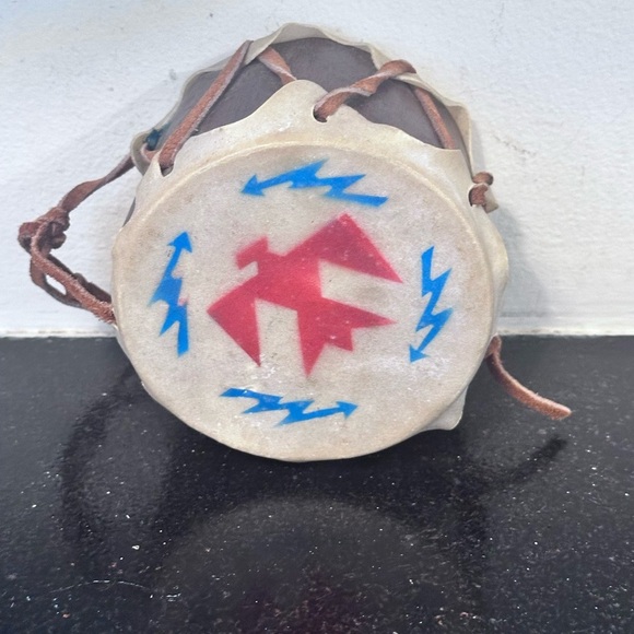 Vintage Native American Rawhide Toy Hand Drum - Picture 5 of 5
